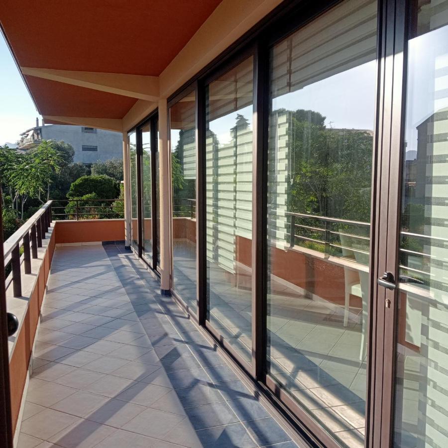 Appartamento 5 Palme Siderno Bagian luar foto